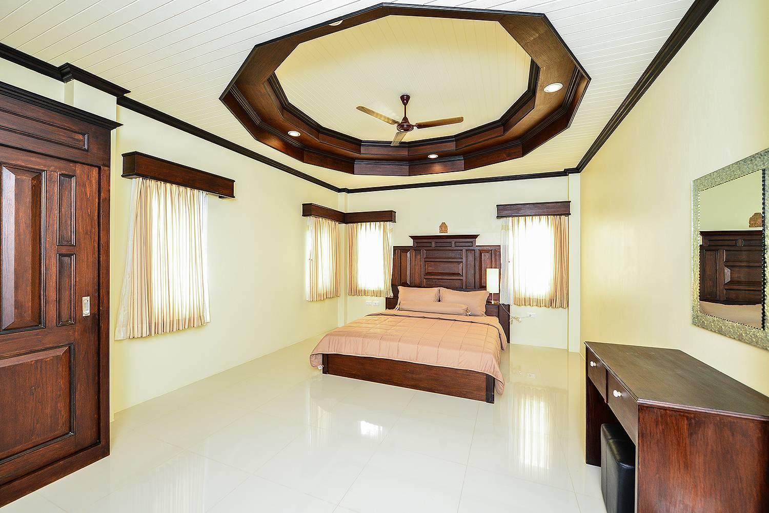 Group Getaway House Villa *